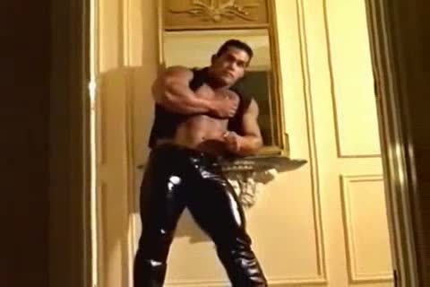 lusty MUSCLE LEATHER PANTS