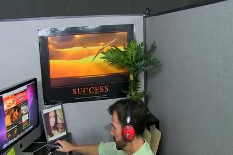 excited Fucker Bryan Slater bonks fashionable lad Shane Frost