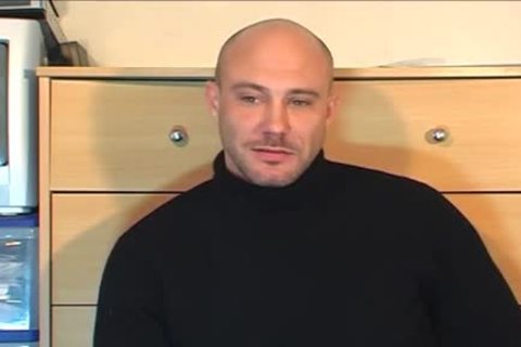 Full video: A blameless straight Neighbour acquires Serviced His giant penis By A dude!