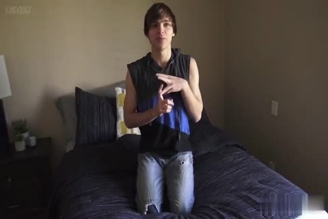 gay teen Porn In Solo Session & Interview With Helping Hand