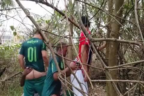 A peculiar Soccer Half Time