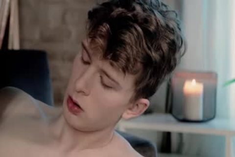 fine Little slut likes shlong