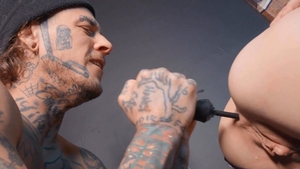 Bromo US: Transsexual receives gagging